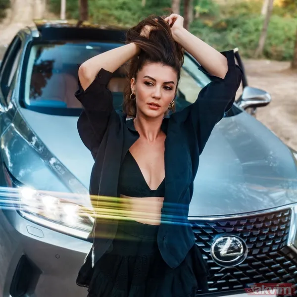 Burcu Özberk göğüs dekoltesinde sınır tanımadı! Sütyensiz pozlarıyla sosyal medyayı ikiye böldü! Herkes onu konuştu - 6