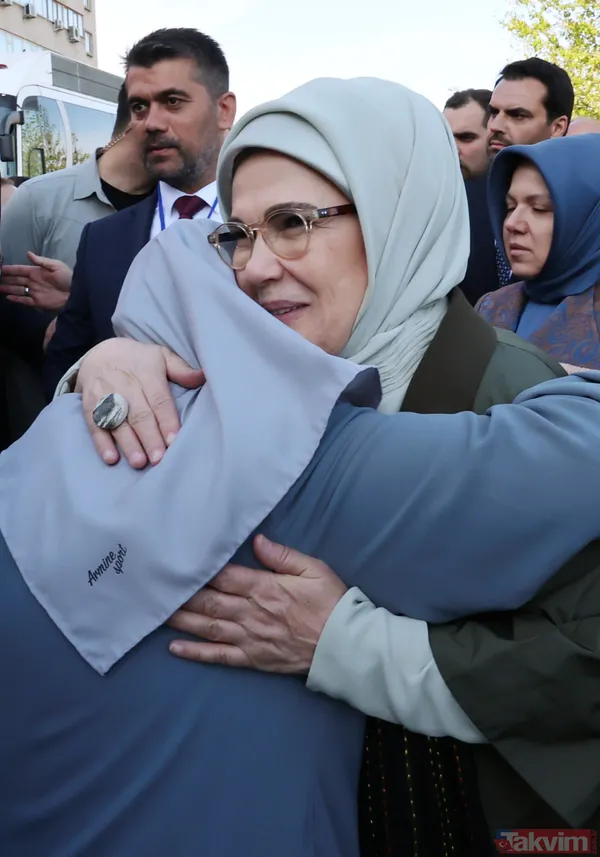 Başkan Erdoğan Tekirdağ'daki coşkulu kalabalıkla bir araya geldi! "Tekirdağ'ı 14 Mayıs akşamı daha çok seveceğiz" - 5