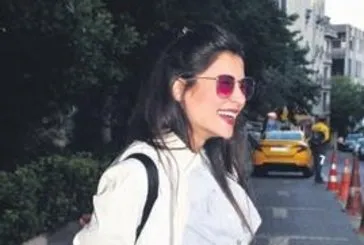 Havuzda doğum yapacak