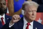 Trump, suikast girişiminin ardından ilk kez halk karşısına çıktı! Savaş sözleri yankılandı! Gözyaşlarına hakim olamadı! Beklenmedik hamle