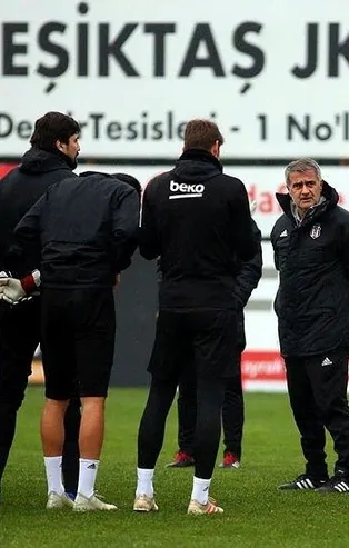 Beşiktaş'ta forvete 3 aday!