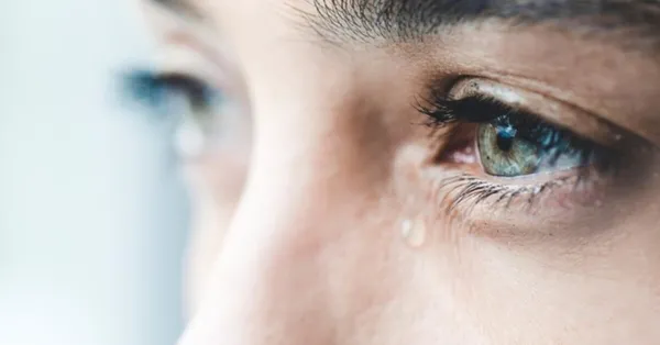 Rüyada ağlayan birini görmek ne anlama gelir? Rüyada tanıdık birinin