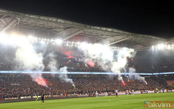 Trabzonspor taraftarı şampiyonluğu kutluyor! Renkli görüntüler... - 36