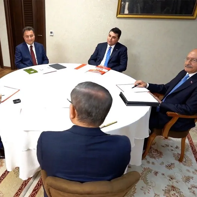 5li koalisyon değil Kılıçdaroğlunun sofrası! Akşener sonrası HDP rahatladı: Marjinal gruplar da girecek