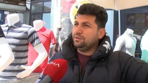 afrika-uyruklu-grup-ile-seyyar-fotografcilar-birbirlerine-girdi-1650180664757.jpg Afrika uyruklu grup ile seyyar fotoğrafçılar birbirlerine girdi!-4