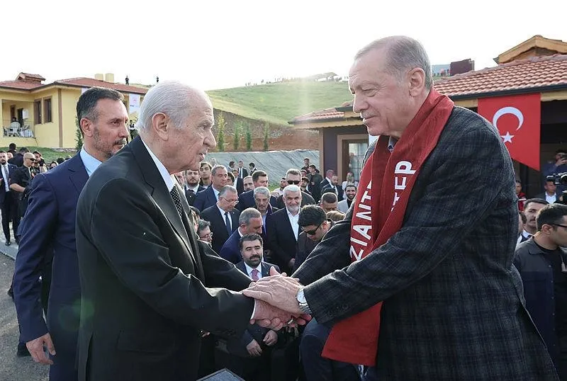 Erdoğan açık ara farkla Cumhurbaşkanı olmalı