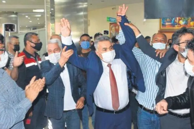 CHP'li belediyede 'huzur hakkı' skandalı! 9 bin lira maaşa bağladılar