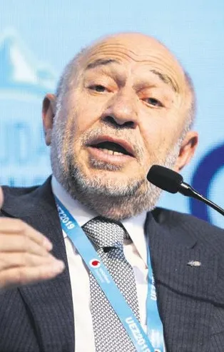 Türk futbolunun yeni patronu bugün Ankara’da yapılacak Genel Kurul’da belli olacak