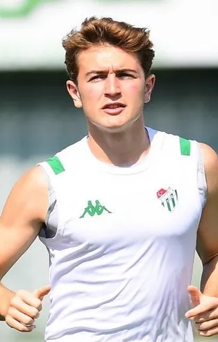 Bayern Ali Akman’ı izliyor