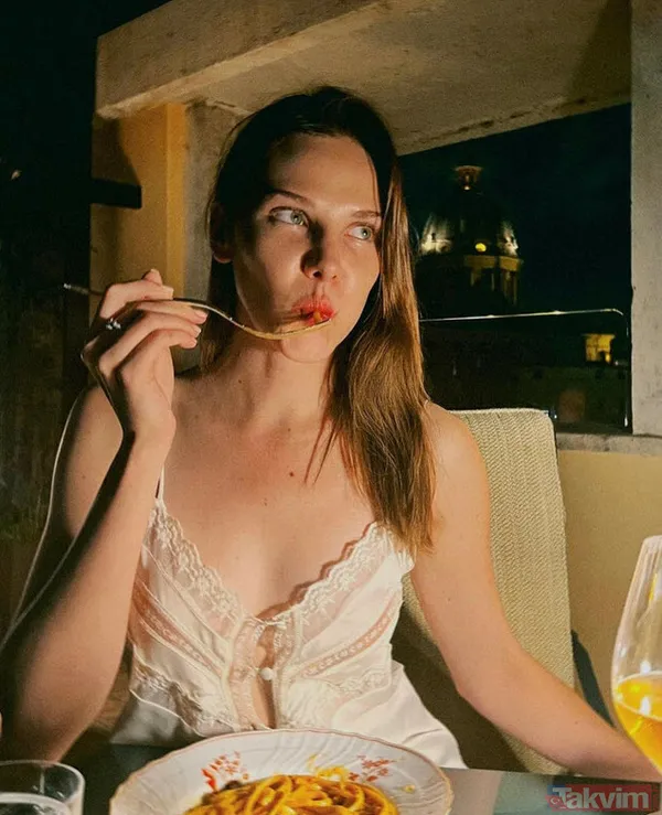 Aşk bombası patladı! Alina Boz ile Umut Evirgen aşklarını bu kareyle ilan etti "Hangi ara ya hangi ara?" Mithatcan Özer'den ayrılmıştı - 7