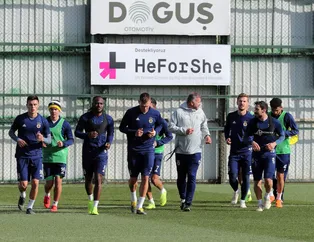 Fenerbahçe'de yıldız isim kadro dışı! 28 kişilik kadroda yok