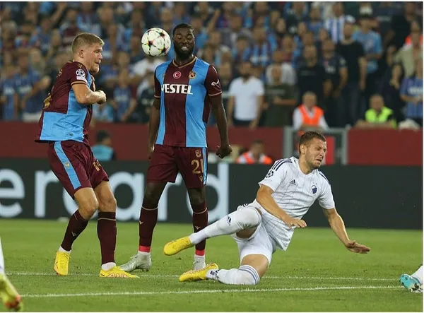son-dakika-trabzonspor-kopenhaga-elendi-sampiyonlar-liginde-temsilcimiz-kalmadi-1661374656932.jpg Son dakika: Trabzonspor Kopenhag'a elendi! Şampiyonlar Ligi'nde temsilcimiz kalmadı!-3