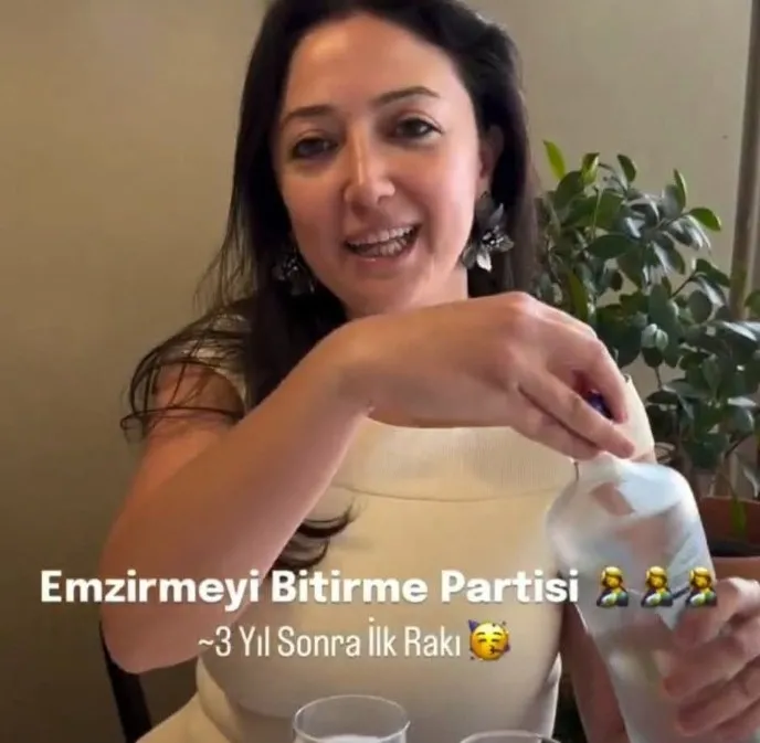 1782058050725.jpeg Lüks hayat maskesi altında zihniyet zehirlemesi! 2.5 yaşındaki çocuğunu alkole özendiren anneye sosyal medyada tepki yağdı-2