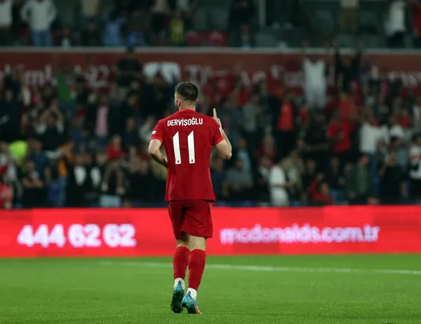 super-lig-transferde-9-fifada-42-sirada-1662726971053.jpg Süper Lig transferde 9. FIFA'da 42. sırada!-9