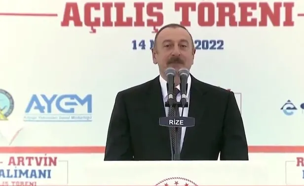 azerbaycan-cumhurbaskani-aliyevden-rize-sozleri-aziz-kardesime-dedim-ki-burasi-cennete-benziyor-1652532894566.jpg