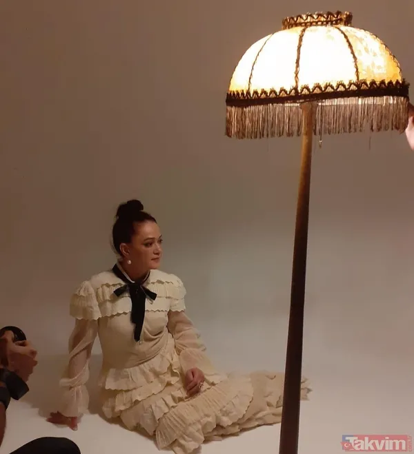 Bennu Yıldırımlar'dan babasına duygusal veda: "Seni çok seviyorum babacığım senin beni sevdiğin gibi" - 6