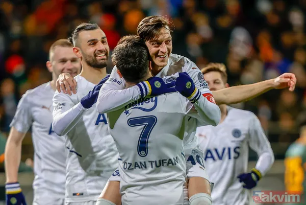 Arda Güler şov! Fener, Alanya deplasmanında galip (Alanyaspor 2-5 Fenerbahçe MAÇ SONUCU ÖZET) - 13