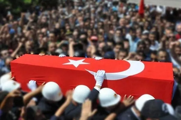 Son dakika: PKK'lı teröristlerden havanlı saldırı: 1 asker şehit