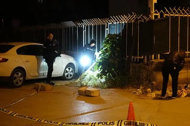 İzmir'de NATO lojmanlarına silahlı saldırı