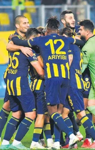 Yeni lider Ankaragücü