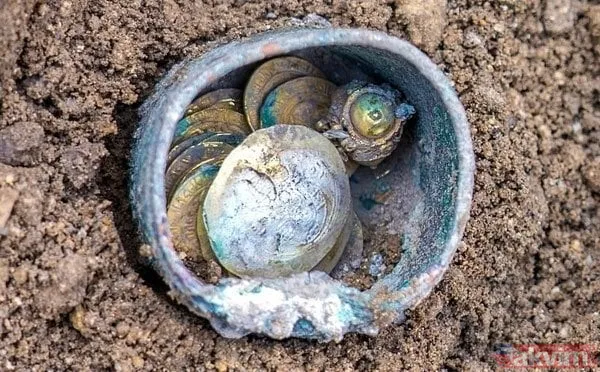 Eski püskü çanaktan dolu dolu altın çıktı! Toprağı kazdıkça adeta fışkırdı! O kent altın yuvasıymış - 7