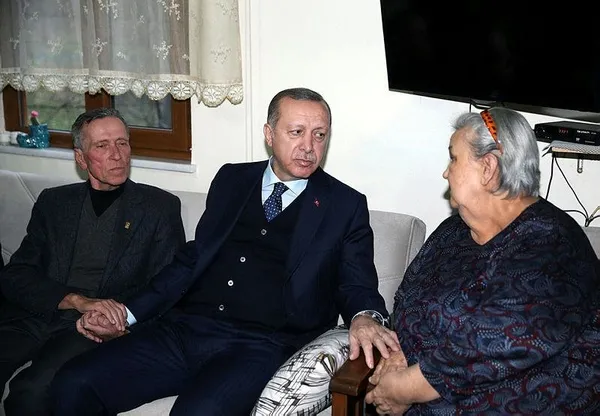 Cumhurbaşkanı Erdoğan'dan Düzce'de şehit ailesine ziyaret-2