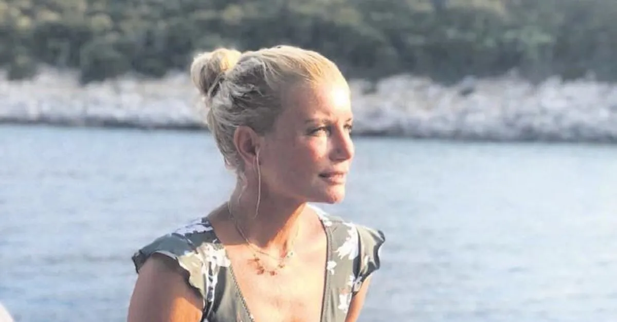 begum sen ile asli sen bodrum da pisti