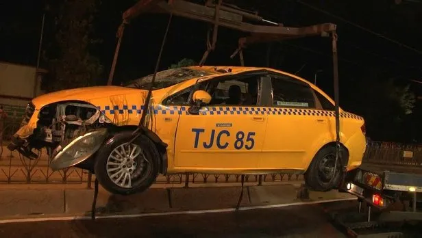 ta trafik kazasinda ticari taksi takla