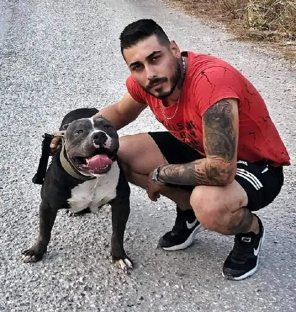 İzmir'de sokak ortasında kanlı infaz! Köpeği yanından ayrılmadı-6