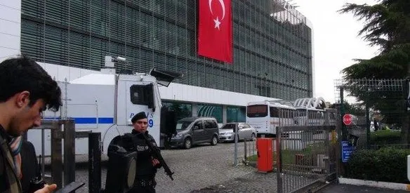 İstanbul 6. Sulh Ceza Hakimliği, İstanbul Cumhuriyet Başsavcılığının talebi üzerine Zaman gazetesine kayyum atanmasına karar verdi.