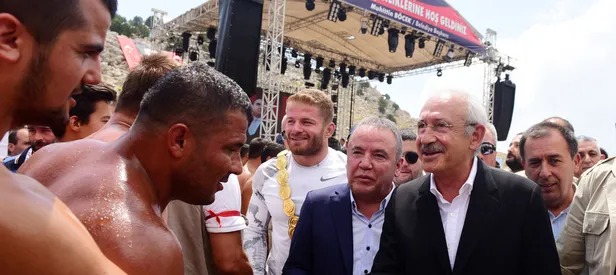 Kılıçdaroğlu, Alman'a başka Türk'e başka konuşuyor