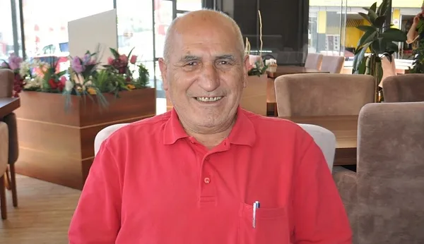 1980-yilinda-oldurulen-chpli-zeki-tekinerin-ailesi-cinayete-iliskin-hukum-giyen-omer-ayin-iyi-parti-il-baskani-secilmesine-tepkili-1605100487713.jpg 1980 yılında öldürülen CHP'li Zeki Tekiner'in ailesi, cinayete ilişkin hüküm giyen Ömer Ay'ın İYİ Parti İl Başkanı seçilmesine tepkili-7