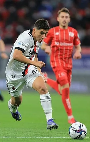 Genç yetenek Emirhan İlkhan performansıyla taraftarlardan tam not aldı