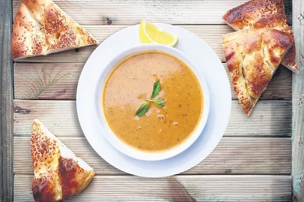 Vedat Milor Türkiye’de çorbaları yarıştırdı: ABD’de ise profesörler için anket yaptı-4