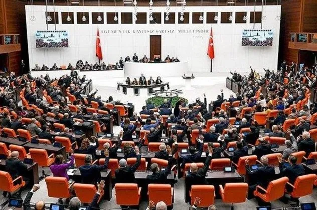 Türkiye Yüzyılı başlıyor! TBMM'de yoğun gündem: EYT, sözleşmeliye kadro, başörtüsüne anayasal güvence...
