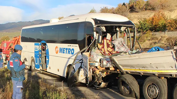 Son dakika... Kastamonu'da feci kaza - Takvim