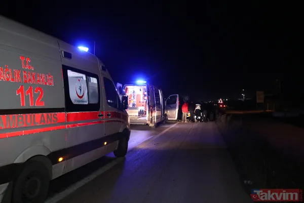 Sakarya'da feci kaza: Motosiklet ikiye bölündü - 4