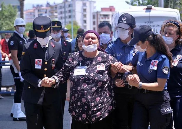 Van'da şehit olan kahraman polislere son veda-13