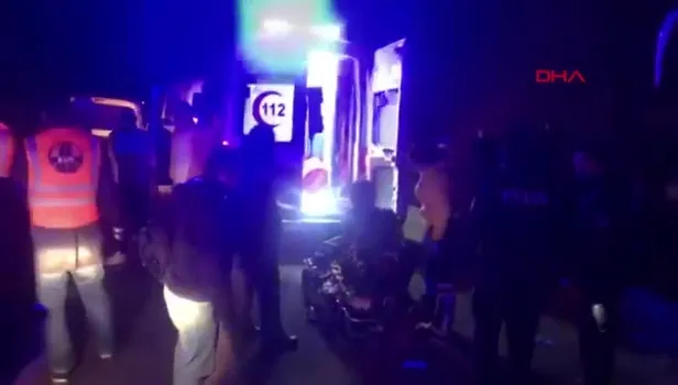 Niğde'de kaza! Yolcu otobüsü refüje çarptı çok sayıda yaralı var...