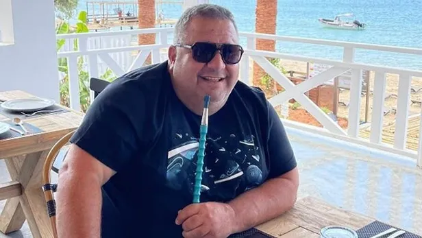 durak-kahyasinin-saldirisi-sonucu-yaralanan-taksi-soforu-isyan-etti-1645652221839.jpeg Durak kahyasının saldırısı sonucu yaralanan taksi şoförü isyan etti-9