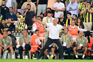 Spor yazarları Fenerbahçe- Lille maçını değerlendirdi| 2 oyuncuya eleştiri: Yardımcı olmadılar! Maçın kahramanı maçın ipini çekti