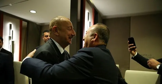 Davos’ta kritik görüşme! Bakan Çavuşoğlu, Azerbaycan Cumhurbaşkanı Aliyev ile bir araya geldi