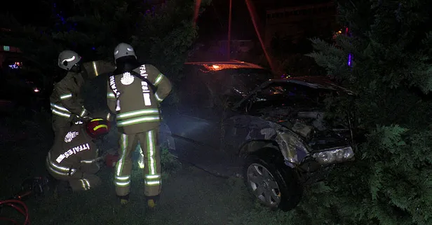 TEM'de kontrolden çıkan araç yol kenarına uçtu: 2 yaralı