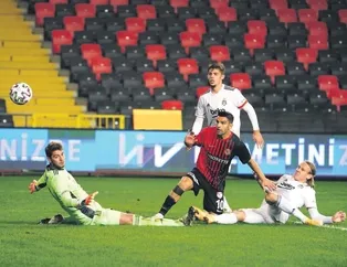 Kartal’a Demir darbesi