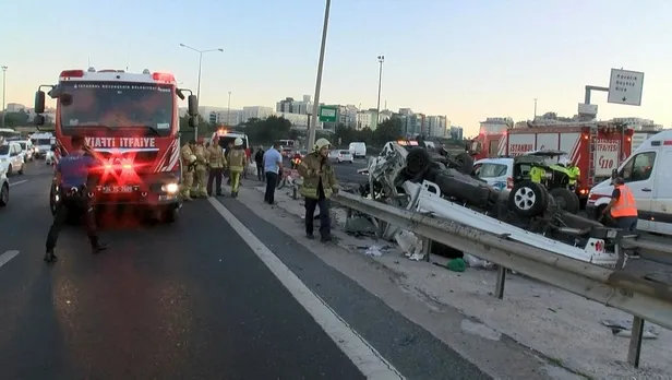 Son dakika: TEM'de feci kaza! Kamyonet takla attı: 1'i ağır 3 yaralı-2