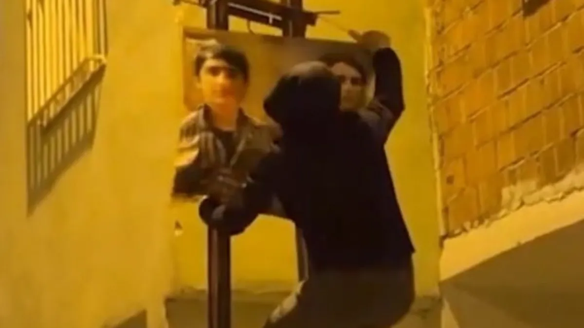 Diyarbakır’da terör posteri asan 4 provokatör yakalandı