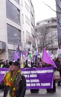 Almanya'da PKK'dan hayır yürüyüşü