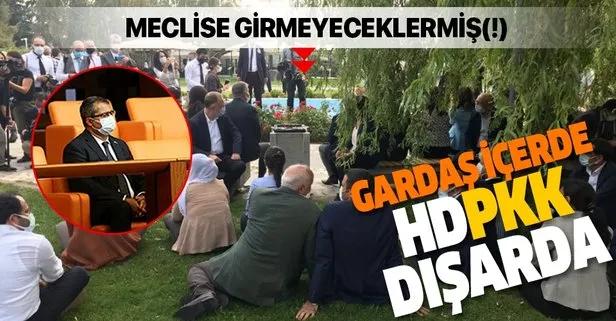 HDP’liler yeni yasama yılı açılış törenine katılmayıp TBMM bahçesinde eylem yaptı