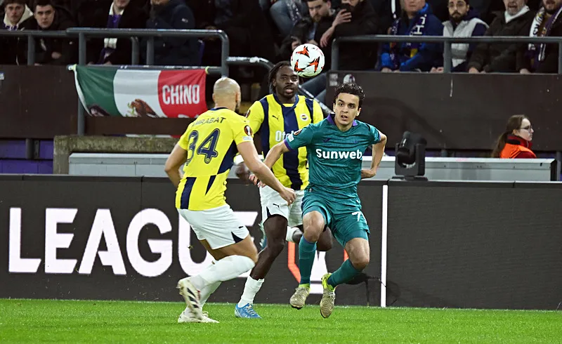 Fenerbahçe yeni stoperini buldu! Kararını gelecek ay verecek - 11