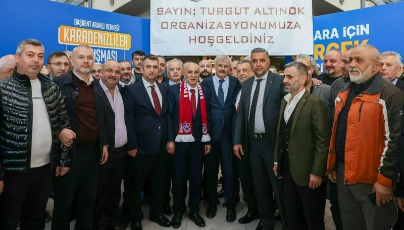 chpli-mansur-yavastan-yeni-skandal-cumhur-ittifaki-abb-baskan-adayi-turgut-altinokun-pankartlarini-gece-yarisi-1709393078079.jpeg